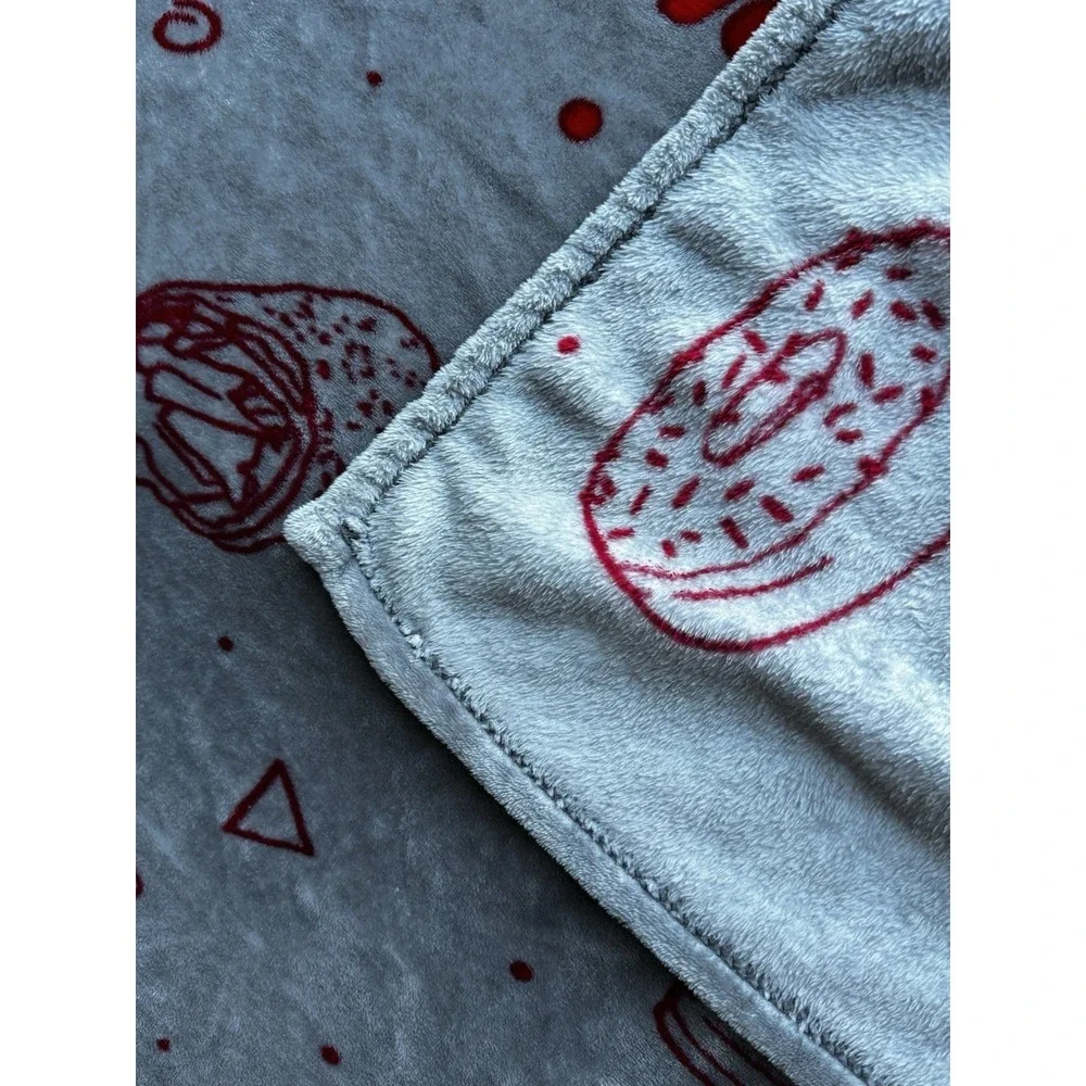 WAWA Goose, Coffee, Hoagie Logo Fleece Throw Blanket‎ - not avail in stores RARE